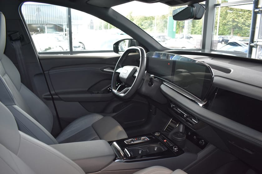 Bild 4 av Audi Q6 e-tron quattro