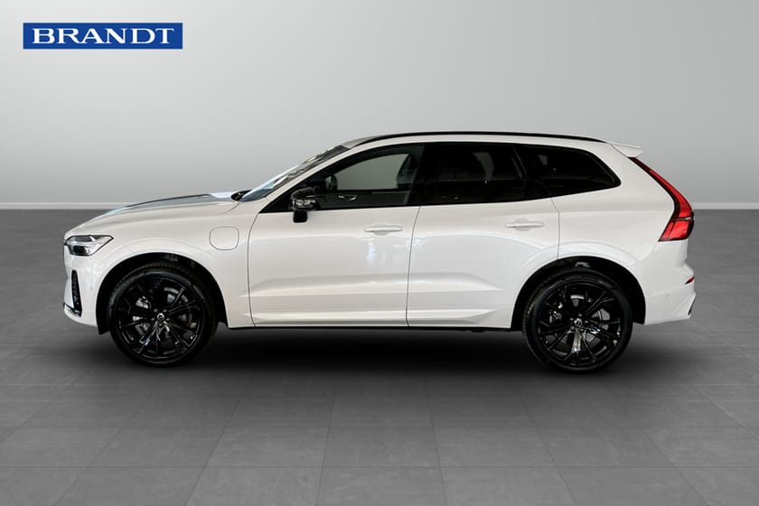 Bild 3 av Volvo XC60 T6 Plus Black Nordic Edition
