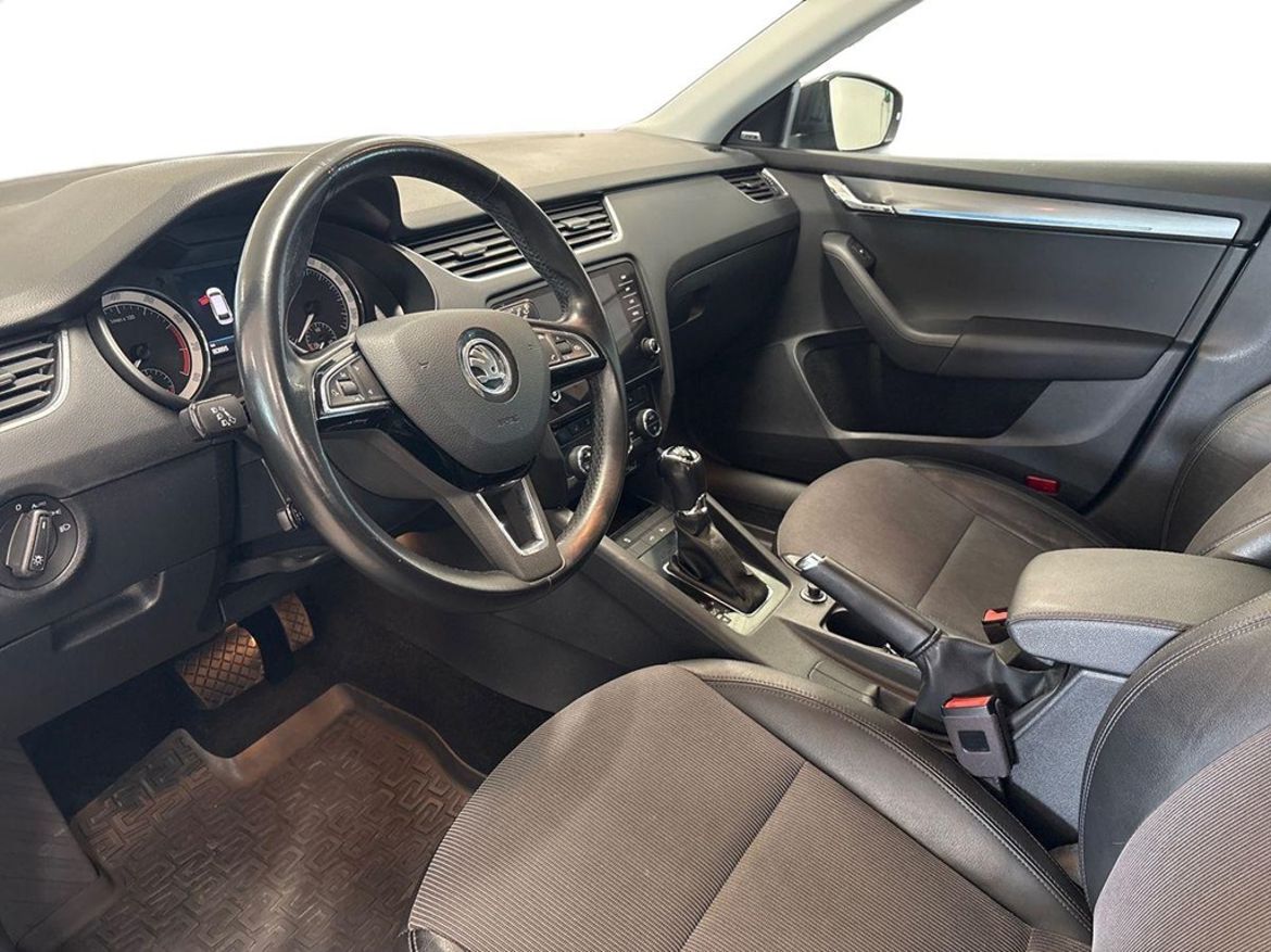 Škoda Škoda Octavia Kombi — bild 10