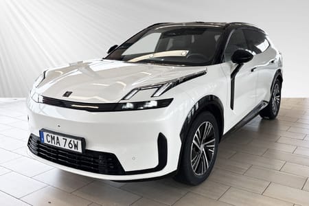 Lynk & Co 08 PHEV Core Läder Pano 360Kamera