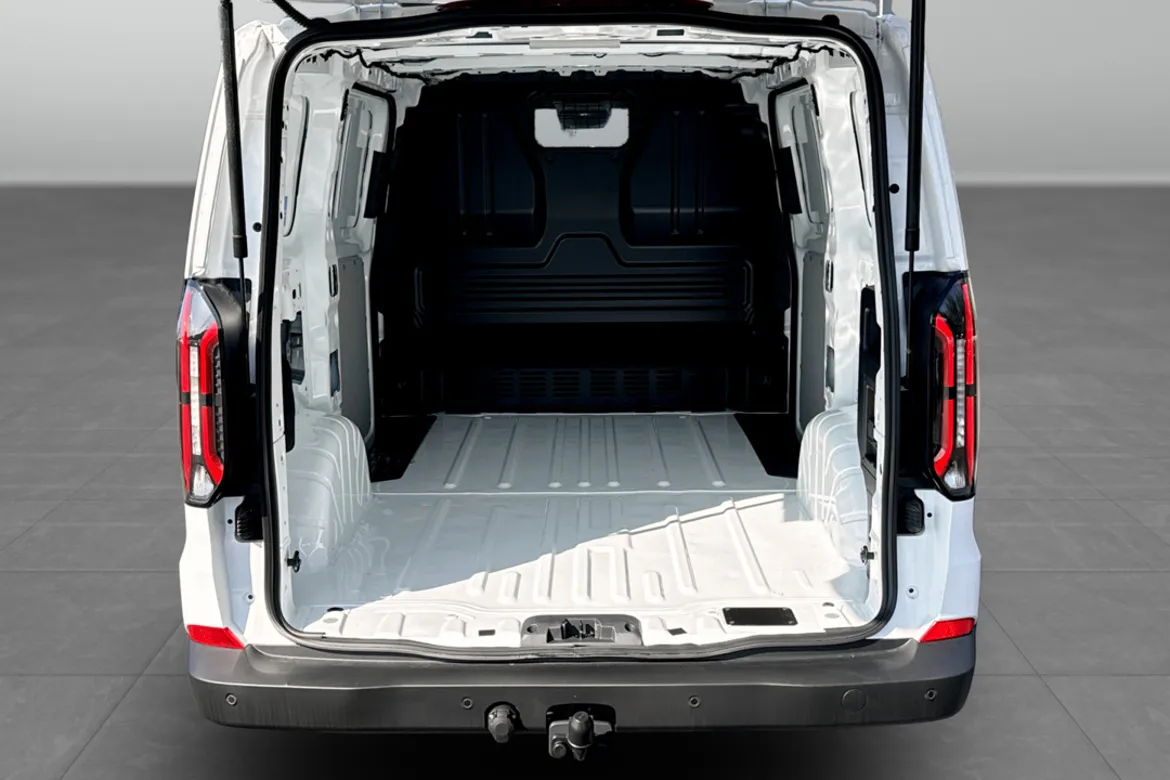 Ford E-Transit Custom 320