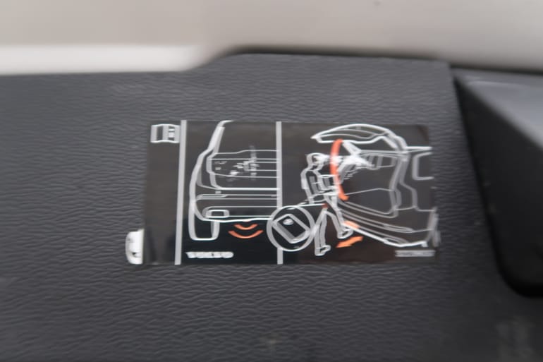 Bild 17 av bilen