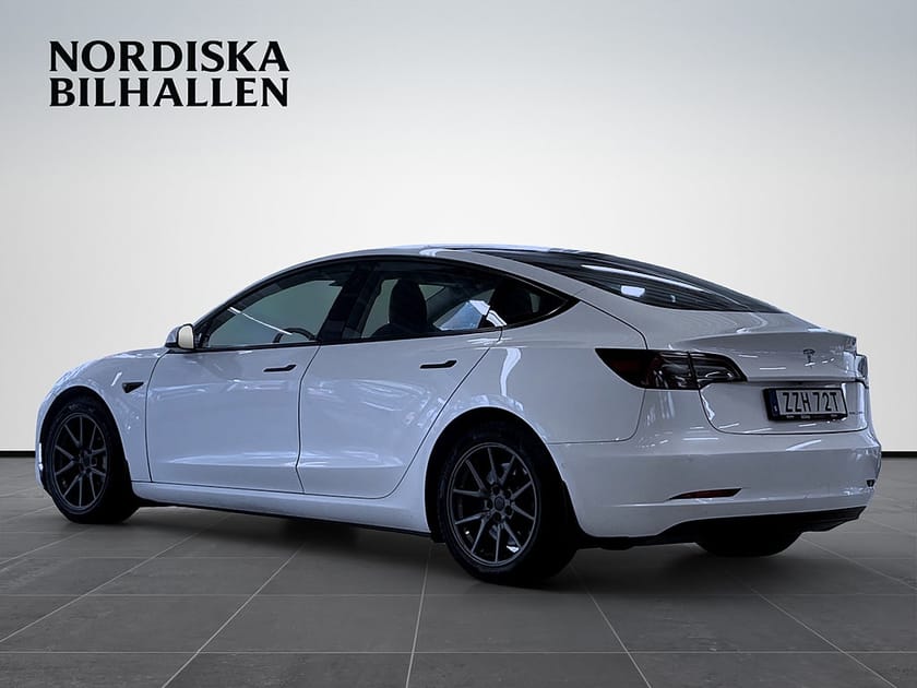 Bild 5 av Tesla Model 3 Long Range AWD MOMS Panoramatak Backkamera Bluetooth