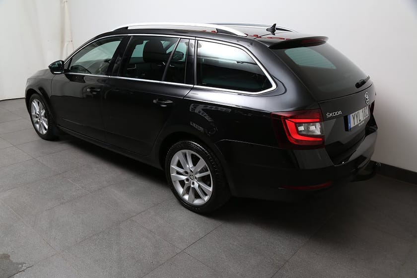 Bild 4 av Škoda Octavia Kombi Skoda 1,4 TSI 150hk Style DSG Premiumpkt Webasto Drag