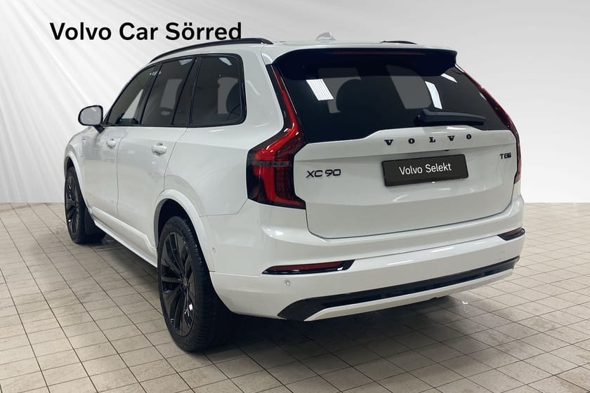 Bild 4 av Volvo XC90 T8 Ultra Black Edition, Drag