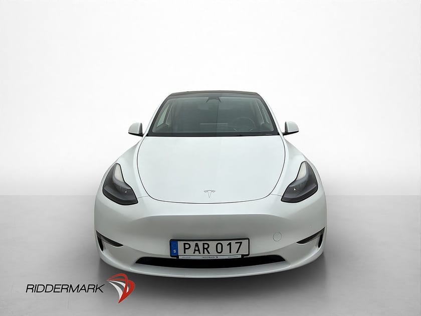 Bild 3 av Tesla Model Y Long Range AWD Värmepump Autopilot Pano MOMS