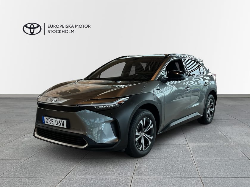 Bild 1 av Toyota bZ4X 71.4 kWh AWD EXECUTIVE JBL SKINN VINTERHJUL