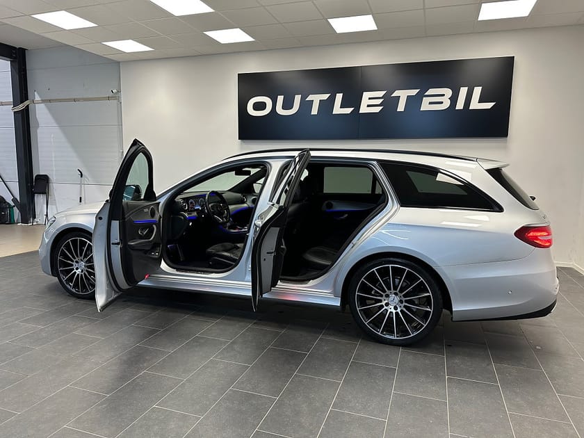 Bild 3 av Mercedes-Benz E 220 T d 194hk 9G-Tronic AMG Widescreen Värmare Drag 20"
