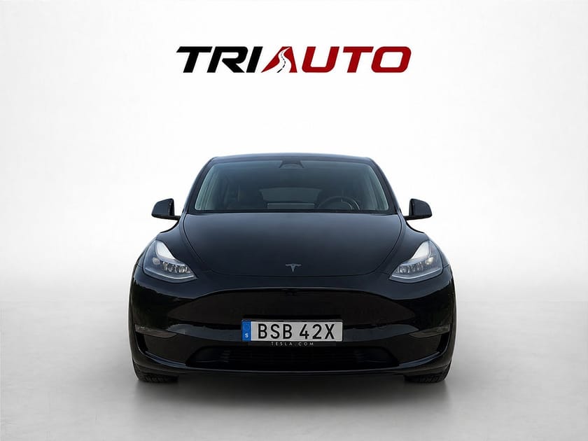 Bild 2 av Tesla Model Y Long Range AWD 514hk Premium Pano Värmepump