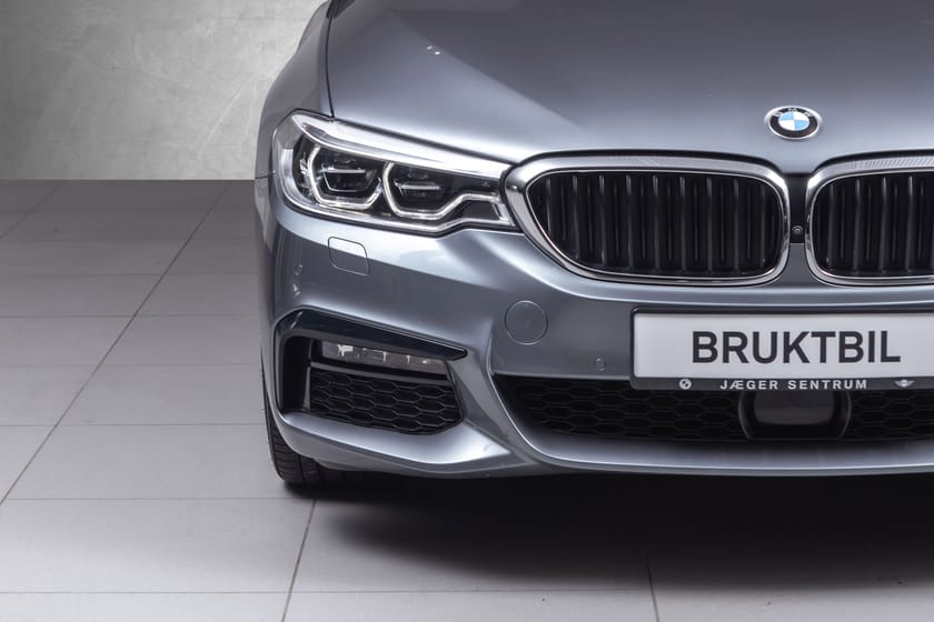 Bilde 5 av BMW 530e xDrive iPerformance Sedan M Sport-Soltak-Skinn-Harman/Kardon