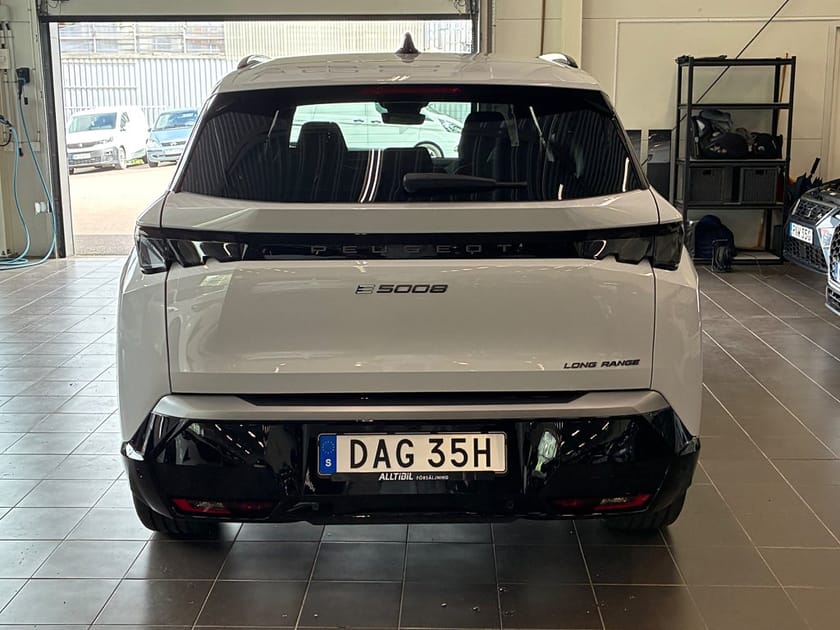 Bild 4 av Peugeot E-5008 Long Range GT 97kWh Drag/Kamera/Värmare DEMOBIL