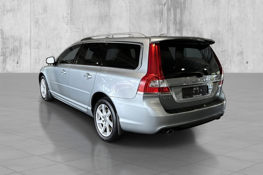 Bilde 5 av Volvo V70 Summum D4 181hk - ACC/Skinn/Navigasjon/Blis/Skinn