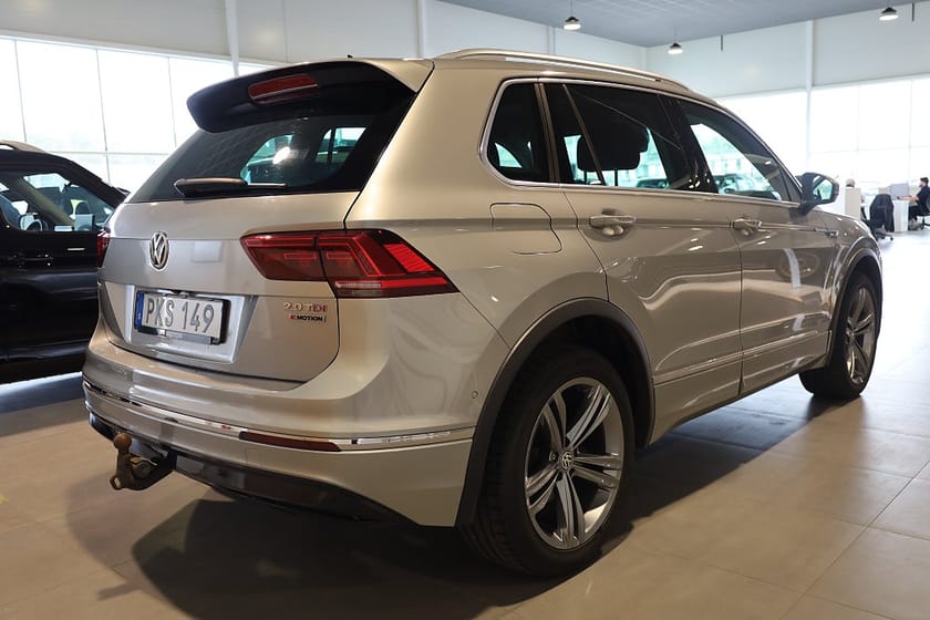 Bild 5 av Volkswagen Tiguan 2.0 TDI AUT 4Motion R-Line Massage Drag Värmare Kamera