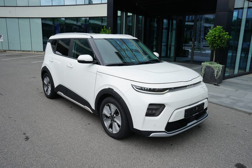 Bilde 4 av Kia e-Soul Exclusive 64 kw. / SUV-pakke / Soltak / Fullutstyrt