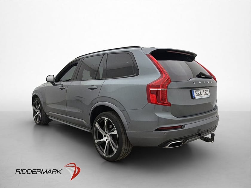 Bild 5 av Volvo XC90 B5 AWD R-Design 7-sits Pano B&W 360° D-Värm Drag