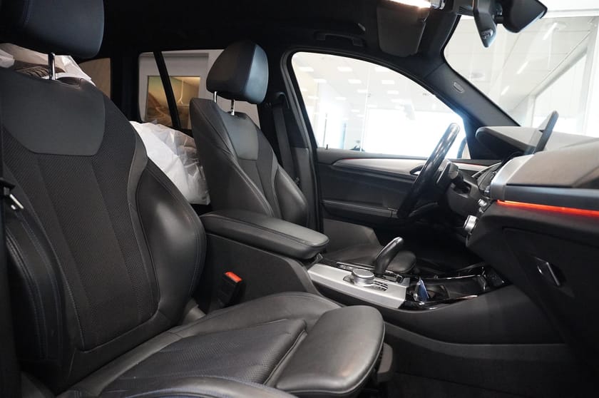 Bild 4 av BMW X3 xDrive20d M Sport Värmare HiFi Adaptiva LED Drag