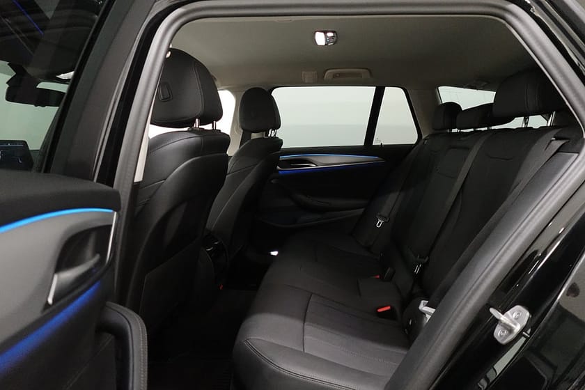Bild 5 av BMW 530e xDrive Touring Läder Cockpit BLIS P-Värme Dragkrok