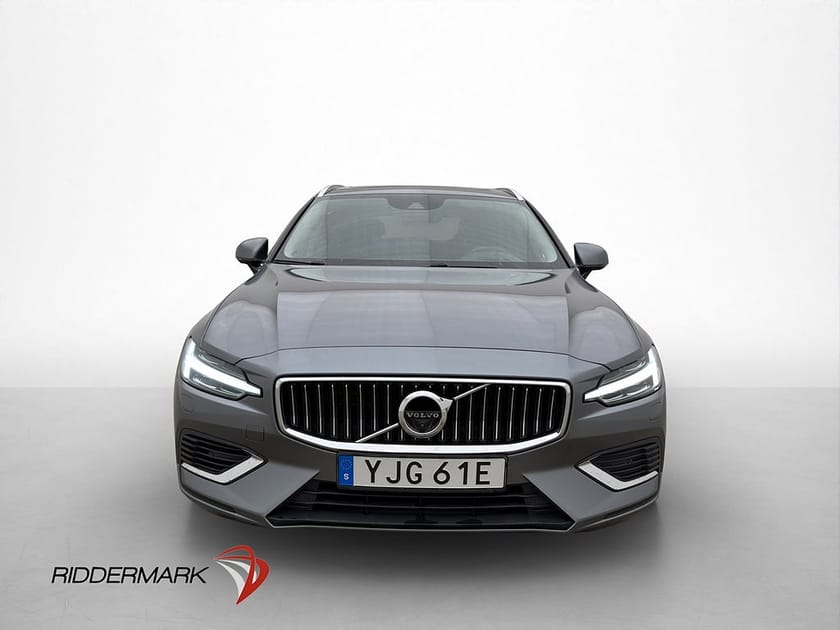 Bild 2 av Volvo V60 T6 AWD Inscription VOC Pano H/K 360° Värmare Drag