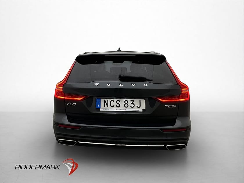 Bild 5 av Volvo V60 T8 AWD Inscription VOC Pano Drag Värm Kamera