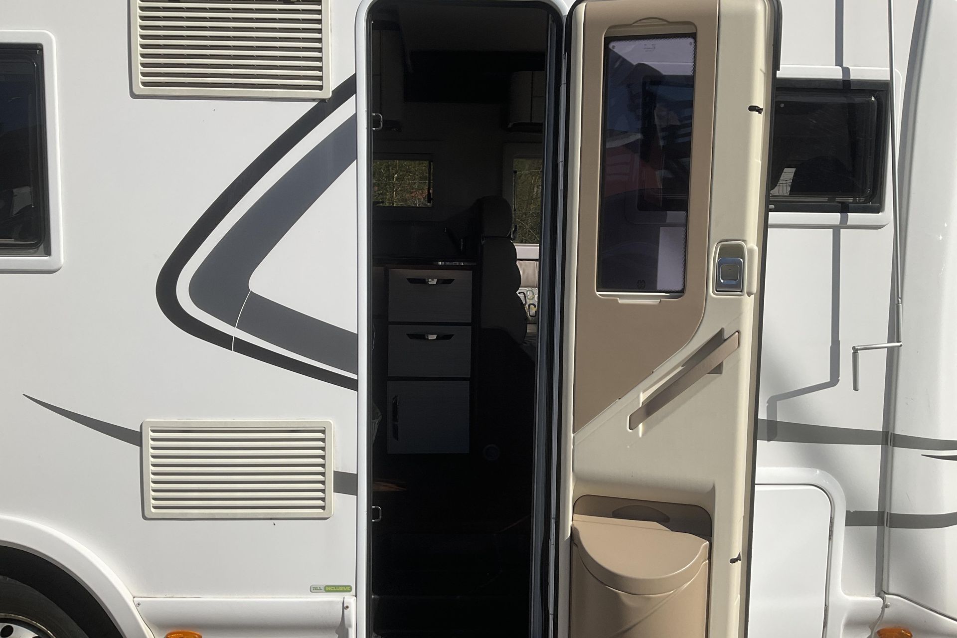 McLouis Campervan Fiat 2.3 MultiJet 2015, photo 7/10