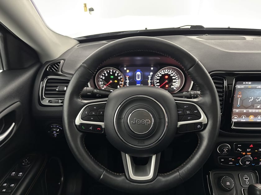 Bild 5 av Jeep Compass 1.4 4WD Aut Kamera Pano *SPEC*