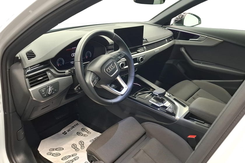 Bild 4 av Audi A4 allroad quattro 40 TDI 204 HK / Black Edition / 19" / Matrix