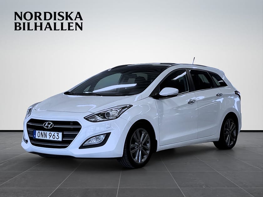 Bild 3 av Hyundai i30 Kombi 1.6 CRDi DCT Premium Taklucka Drag Värmare