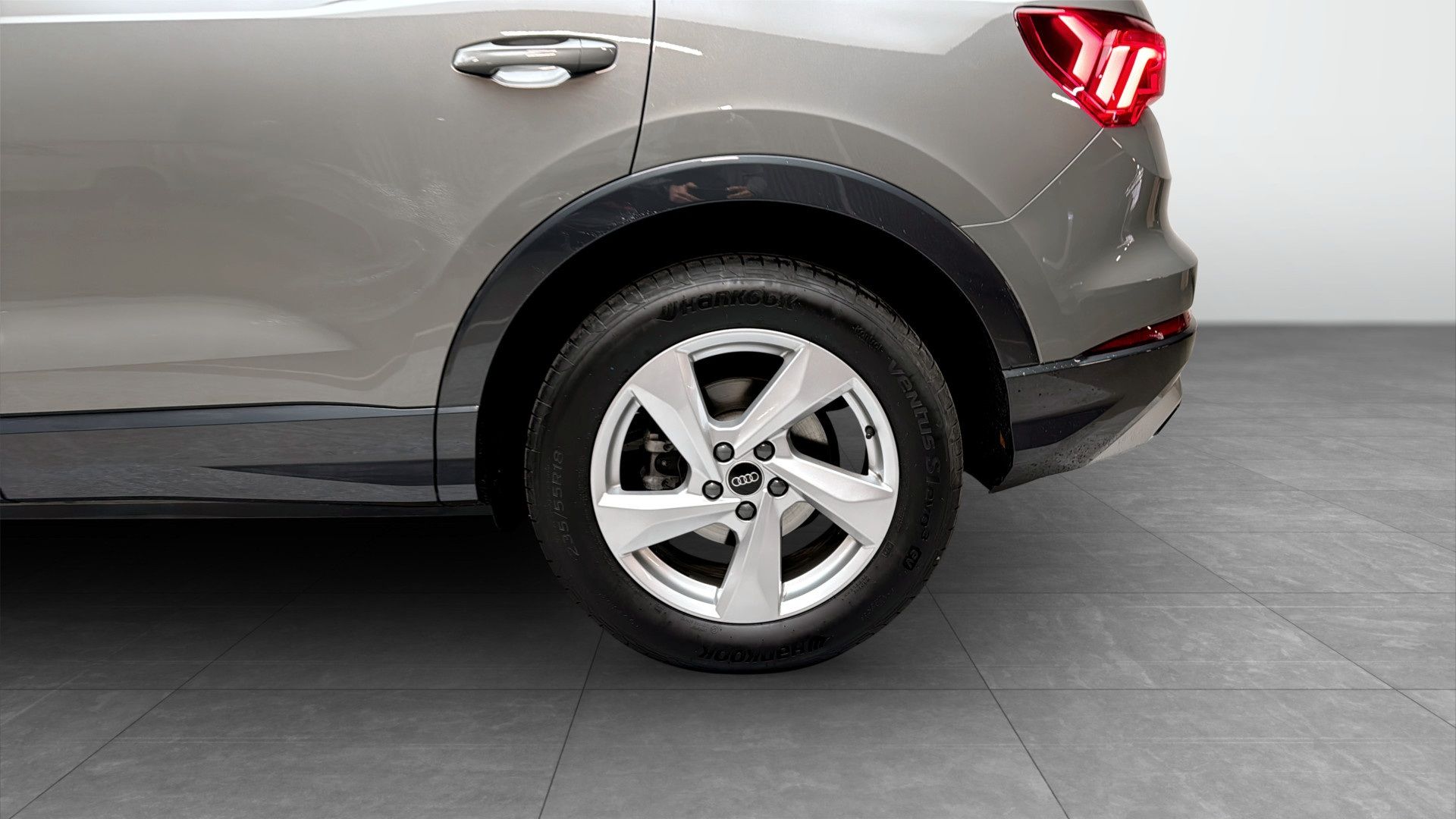 Audi Q3 35 TFSI Advanced 2025, kuva 6/10