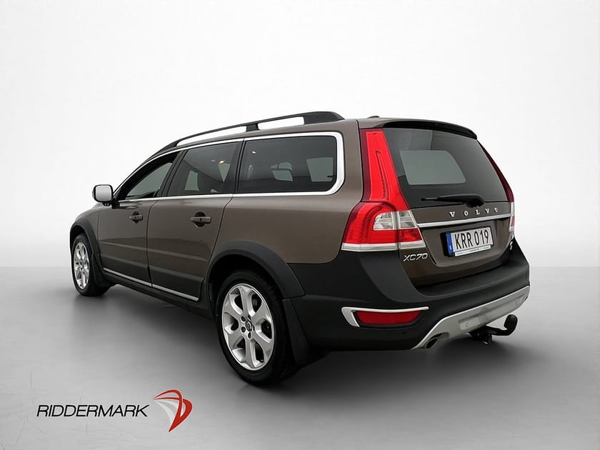 Bild 5 av Volvo XC70 D4 AWD 220hk Summum Polestar Taklucka Värm Drag