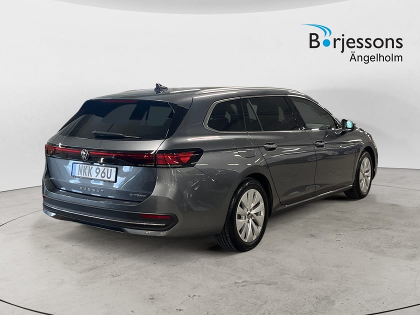 Bild 3 av Volkswagen Passat Variant eHybrid 1.5 TSI Business 272 HK