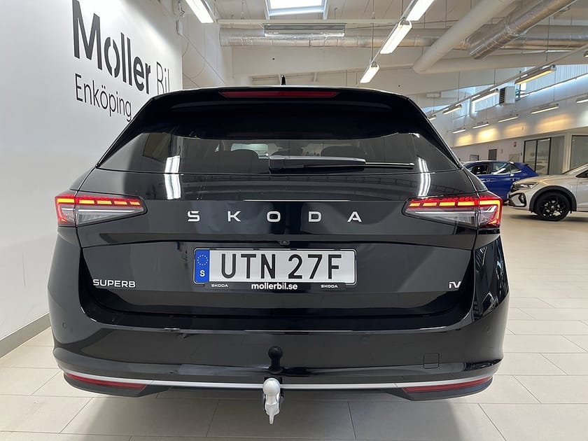 Bild 5 av Škoda Superb iV Kombi Skoda COMBI L&K 1,5 TSI 204hk Dragkrok P-värmare