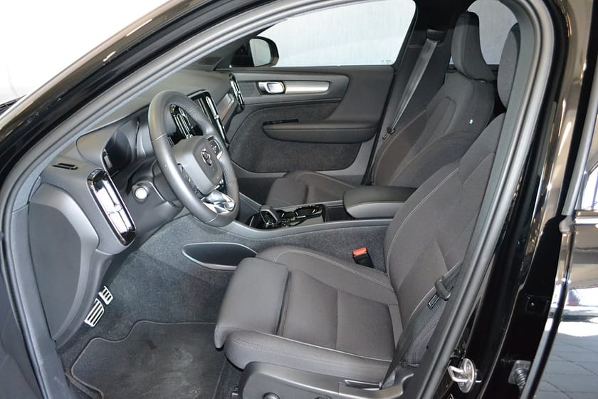 Bild 4 av Volvo XC40 P6 Recharge Plus Drag Vinterhjul 231hk