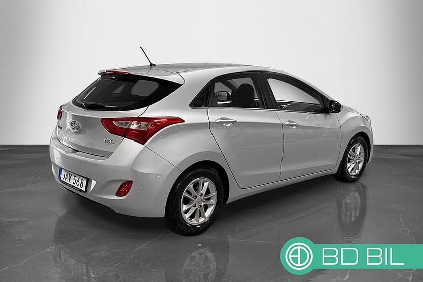Bild 4 av Hyundai i30 1.6 CRDi RATTVÄRME FARTHÅLLARE FÅ BRUKARE