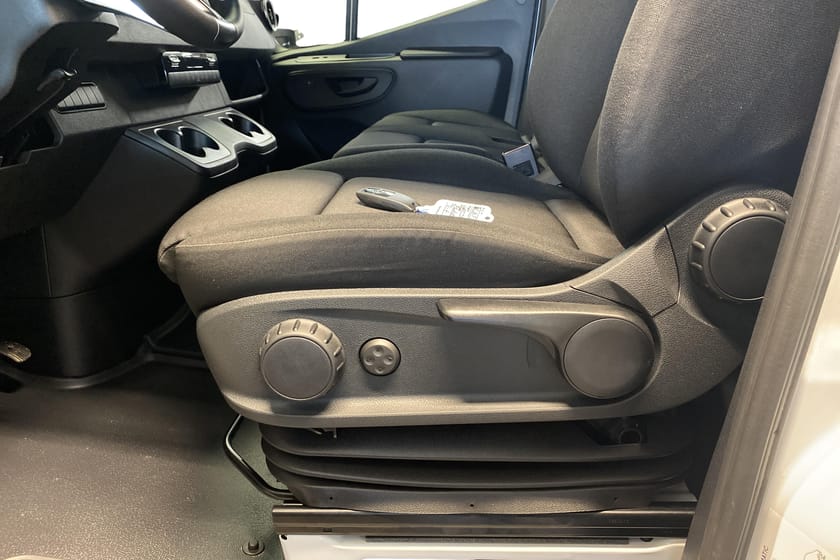 Bild 5 av Mercedes-Benz Sprinter 319 CDI 4x4 Chassi