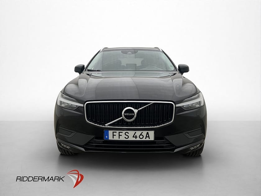 Bild 2 av Volvo XC60 B4 AWD Momentum Advc SE Pano H/K Skinn Värm Drag
