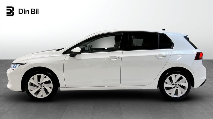 Bild 2 av Volkswagen Golf Life eTSI150 DSG Edition P-värmare Backkamera Keyl