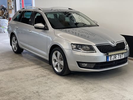 Škoda Octavia Kombi Skoda 1.8 TSI 180hk Drag Värmare Gps Canton
