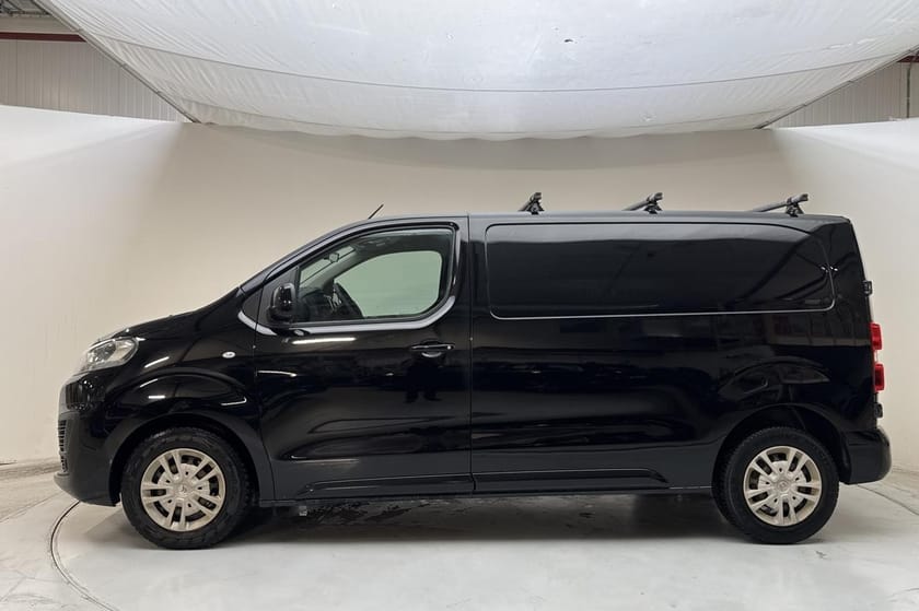 Bild 2 av Citroën Jumpy Van III 2.0 BlueHDI Skåp (120hk)