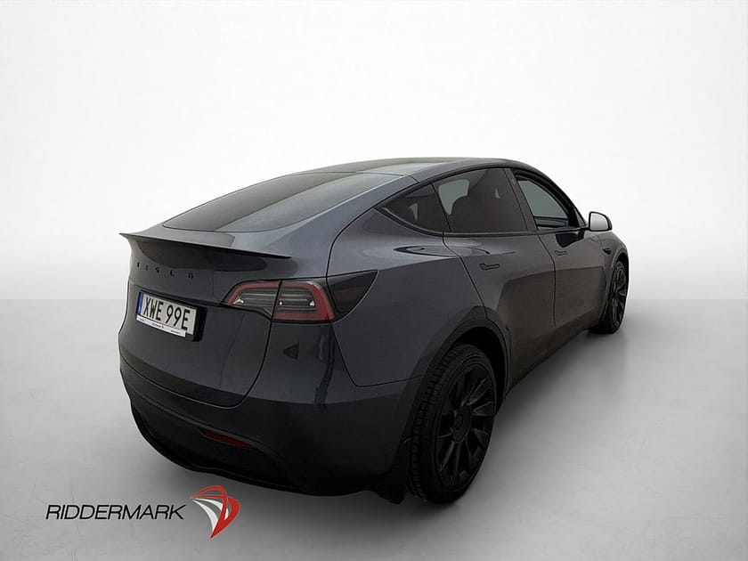 Bild 4 av Tesla Model Y Long Range AWD HW3 P-Sensorer Matrix Värmepump