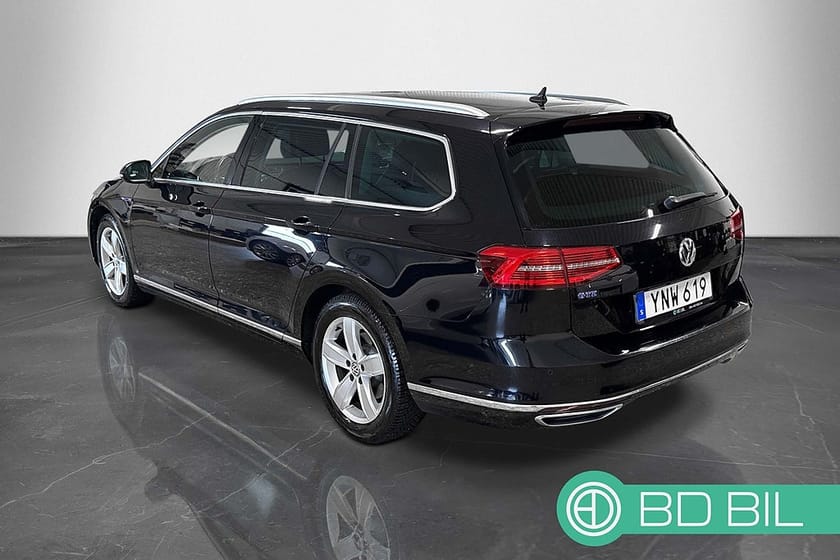 Bild 2 av Volkswagen Passat Variant GTE Executive Business ADAPTIV FARTHÅLLARE SKINN DRAG