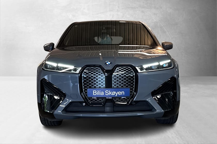 Bilde 2 av BMW iX xDrive40 Fully Charged, Skylounge, Comf.Ac, H/K, Laser