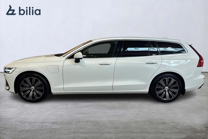 Bild 3 av Volvo V60 Recharge T6 II Inscr Expression Backkamera Pilot Assist Tonade rutor
