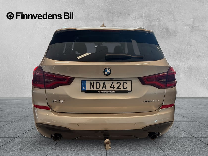 Bild 4 av BMW X3 xDrive30e 