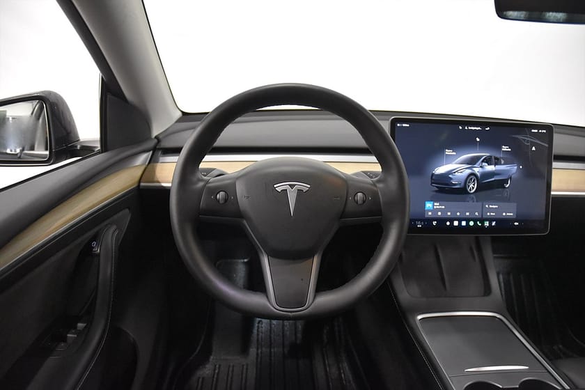 Bild 2 av Tesla Model Y Long Range AWD