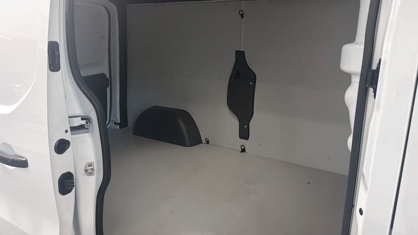 Bild 5 av Renault Trafic Skåpbil L2H1 NORDIC LINE DCI 150 AUTOMAT BVA9