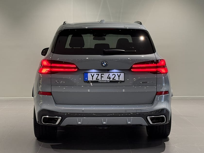 Bild 4 av BMW X5 xDrive50e M Sport Innovation Drag Adpt FartH H/K HuD