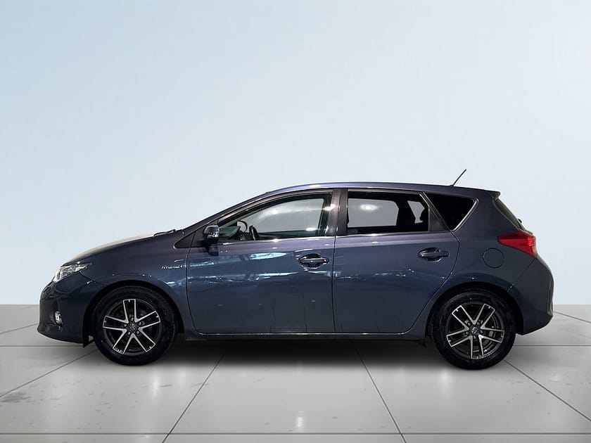 Bild 4 av Toyota Auris Hybrid e-CVT Kamera 1 ägare Mvärm Kamkedja S/V-hjul
