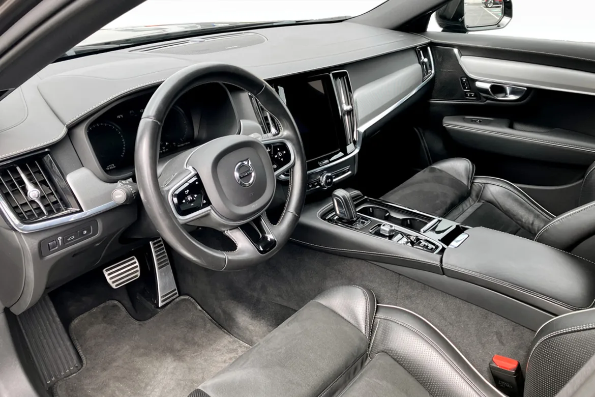 Volvo V90
