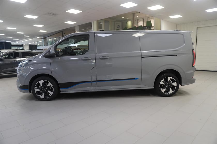 Bild 3 av Ford Transit Custom 320 Skåp Sport 320l 2.0l Ecoblue 170hk 8-Växlad Automat AWD Diesel