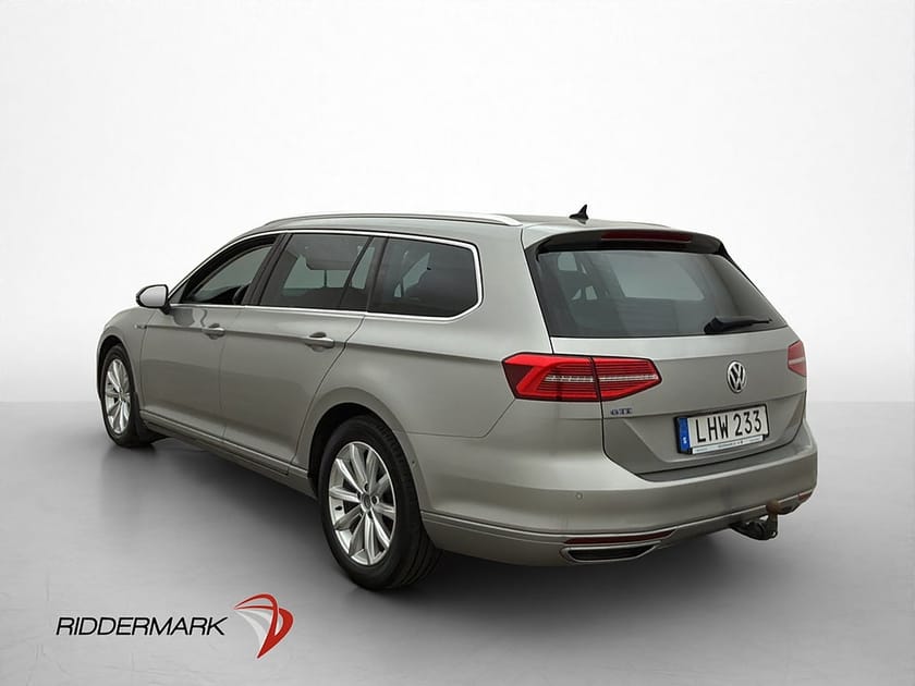 Bild 4 av Volkswagen Passat Variant GTE 1.4 TSI 218hk Cockpit Värm Drag Kamera